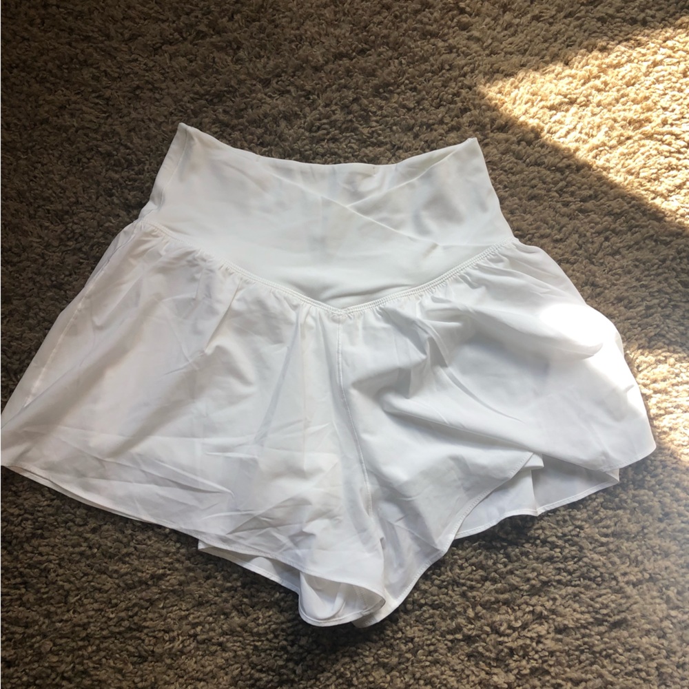 Aerie, crossover flowy shorts, white, new